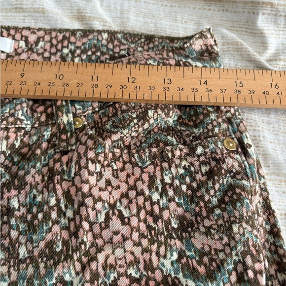 7 For all Mankind the skinny jeans in mosaic snake print size 28 pastel - Picture 15 of 16